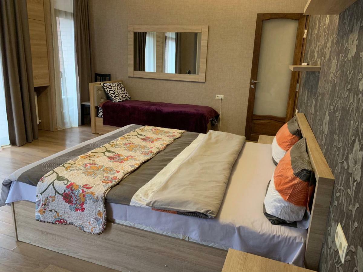 Lilika Apartments On Meskhishvili Tbilisi Eksteriør billede